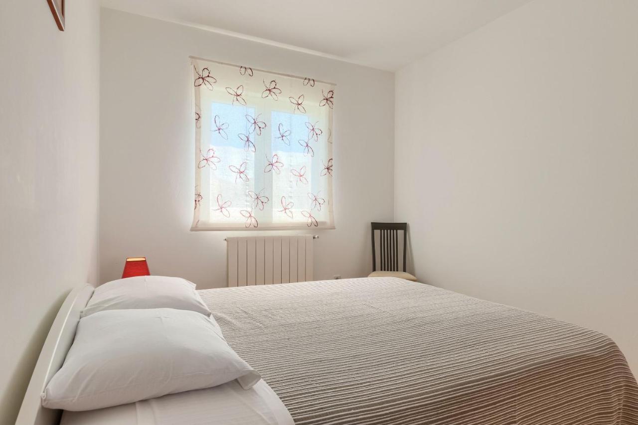 Apartments Boris Fažana Стая снимка