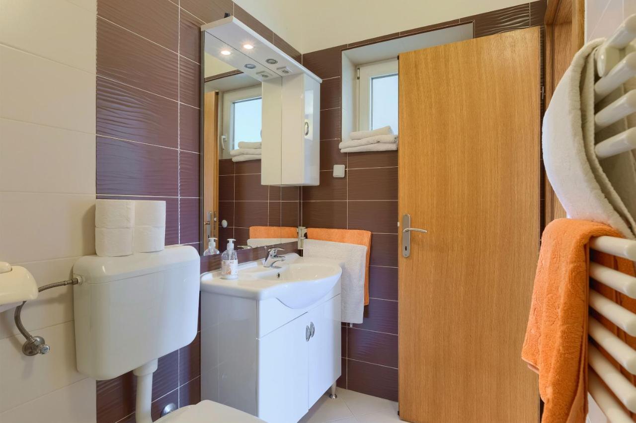 Apartments Boris Fažana Екстериор снимка