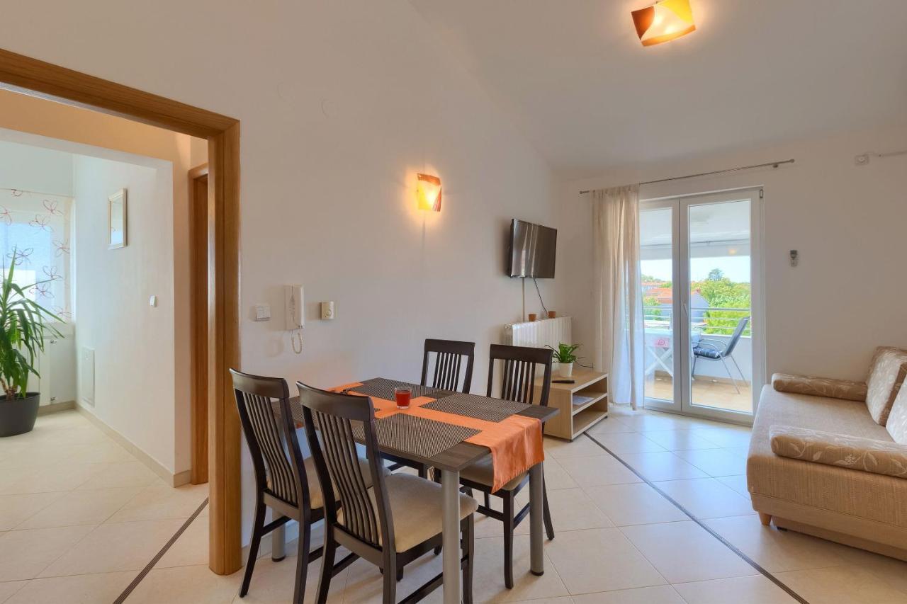 Apartments Boris Fažana Екстериор снимка