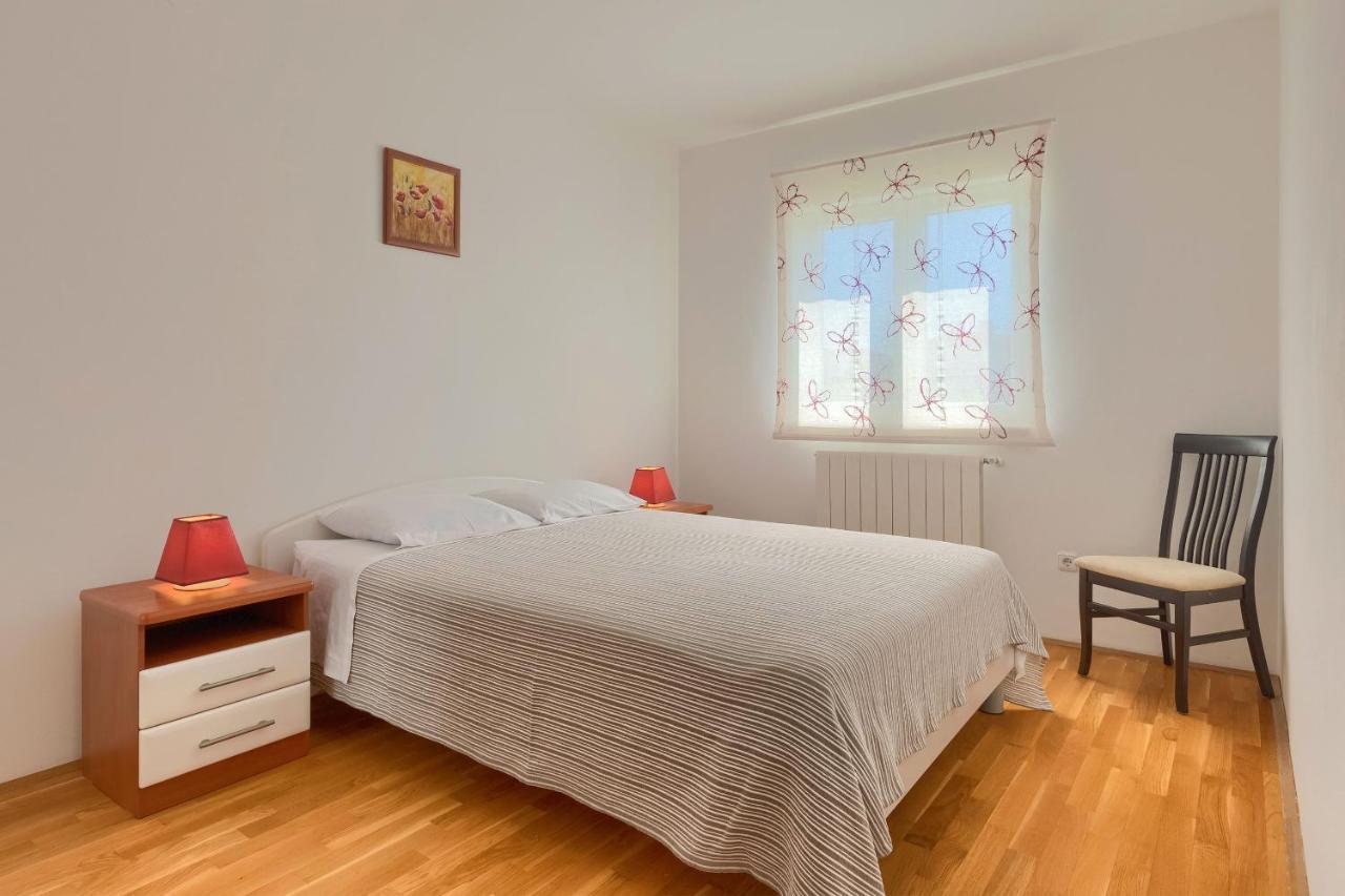 Apartments Boris Fažana Екстериор снимка