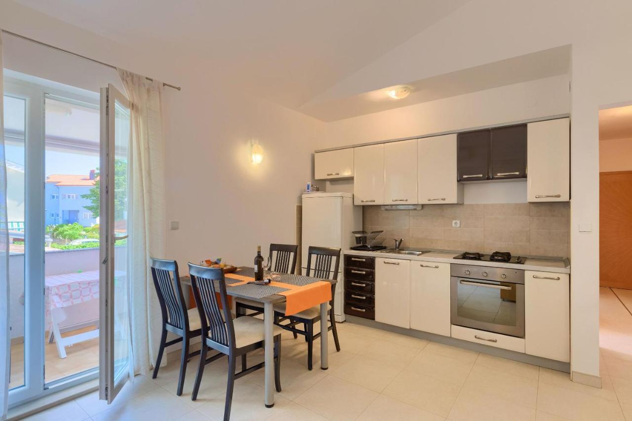 Apartments Boris Fažana Екстериор снимка
